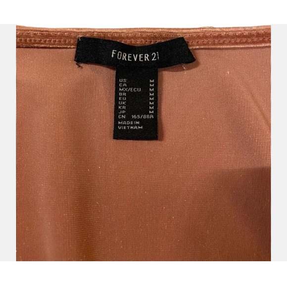 Forever 21 cropped Velvet Wrap Top Pink - Picture 3 of 11